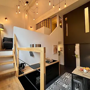 suite-coraline-lyon-69001.hotels-rhonealpes.com/